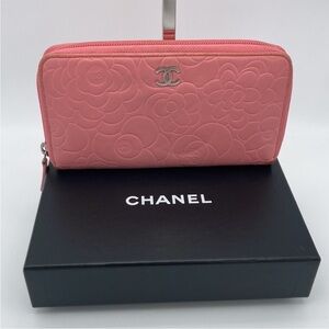CHANEL PINK CC CAMELLIA FLOWER LAMBSKIN ZIPPY WALLET